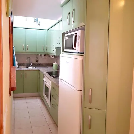 Comfortable In - 60 M² With Balcony Vakantiehuis *