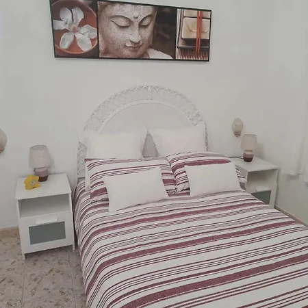 Comfortable In - 60 M² With Balcony Vakantiehuis